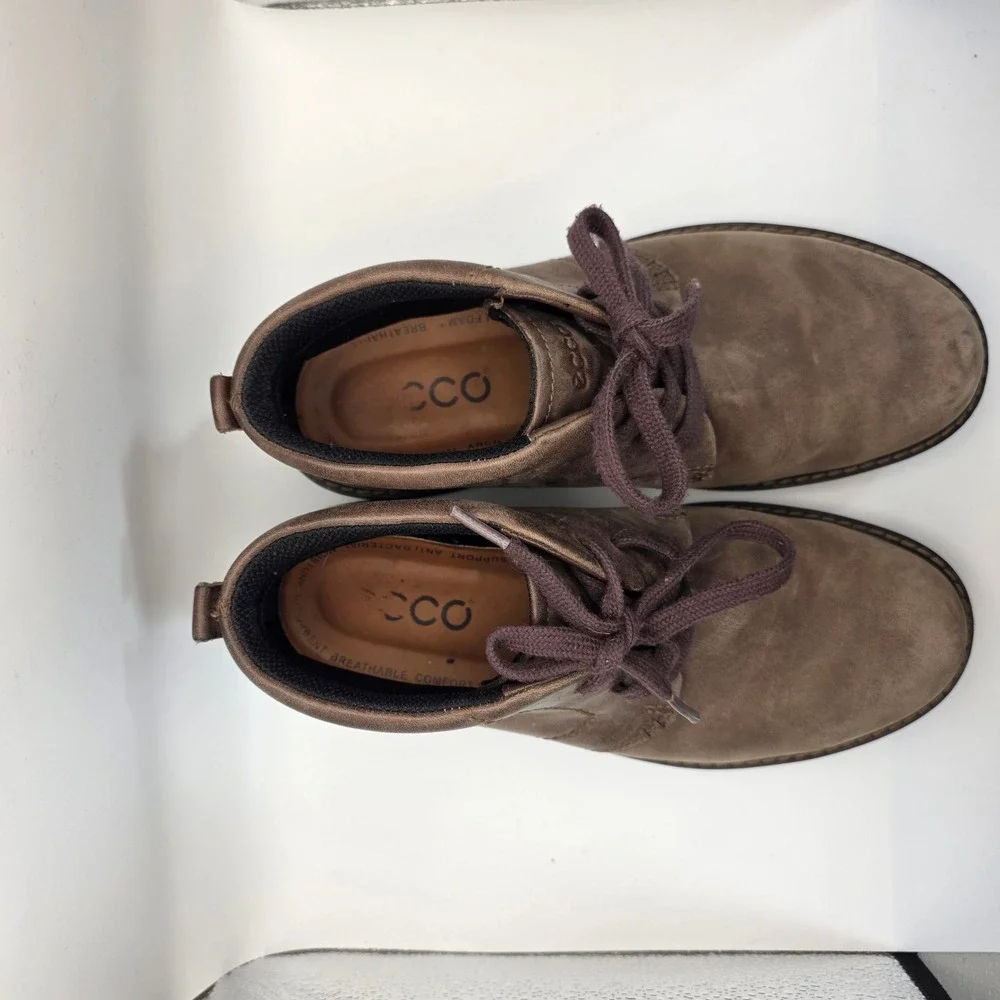 ECCO Chukka Boots Mens 39 Brown Gore-Tex Leather Waterproof Shock Point Lace Up